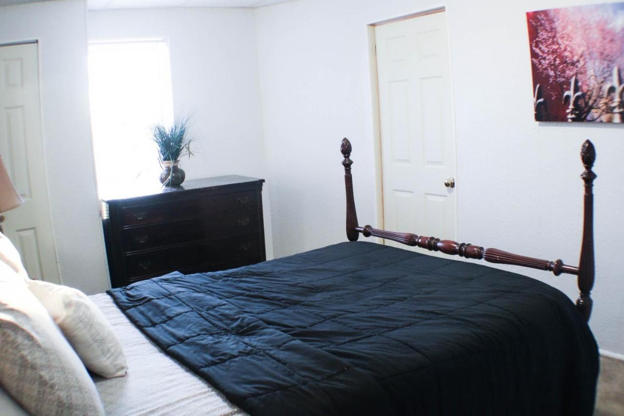 California Ave - 2 Bedroom - Home Away From Home! Pittsburgh Eksteriør billede
